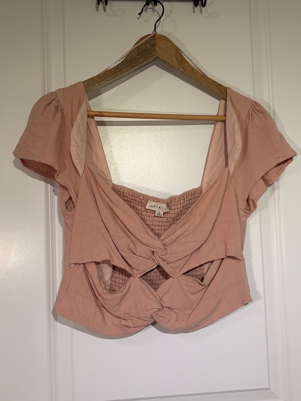 Promesa Blush Pink Double Twist Cutout Crop Top‎ Size Large
